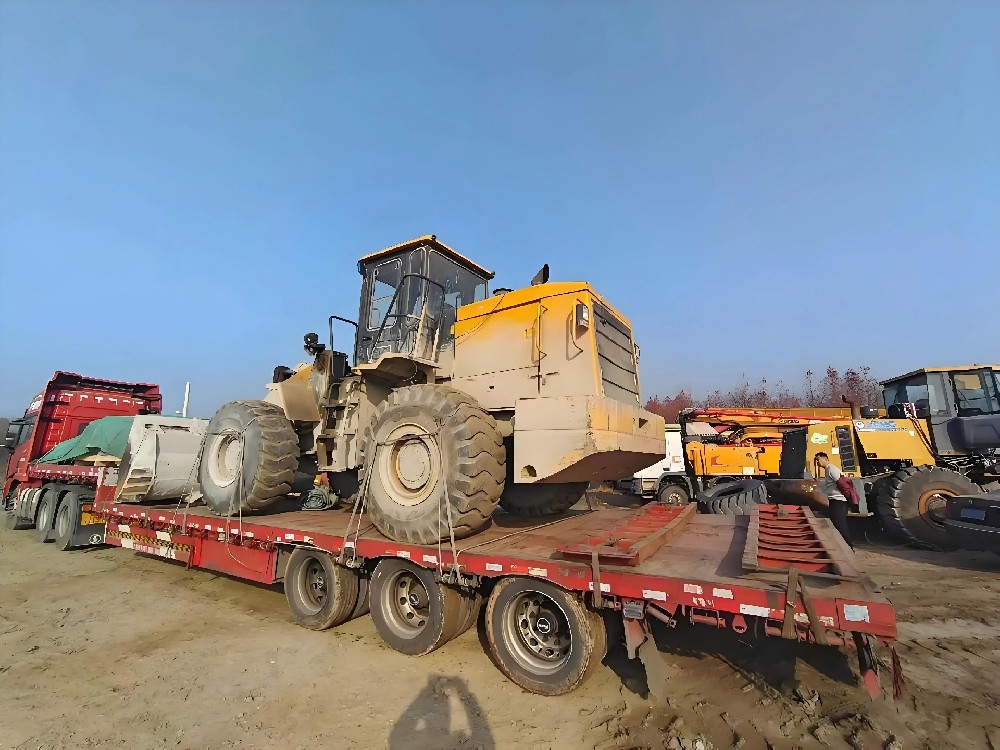 Heavy Machinery Logistics
